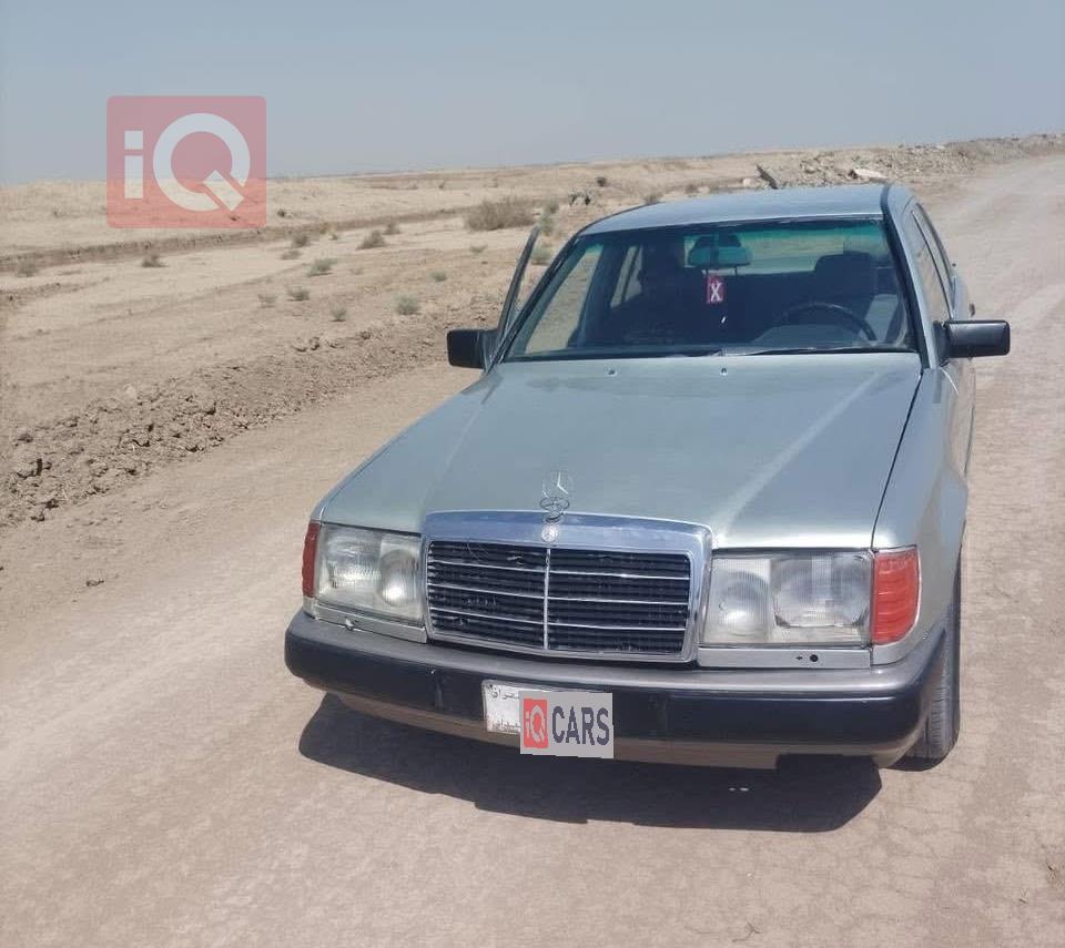 مرسيدس بنز E-Class